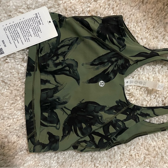 NWT ALIGN CROP (DISCONTINUED PATTERN) - Picture 2 of 3